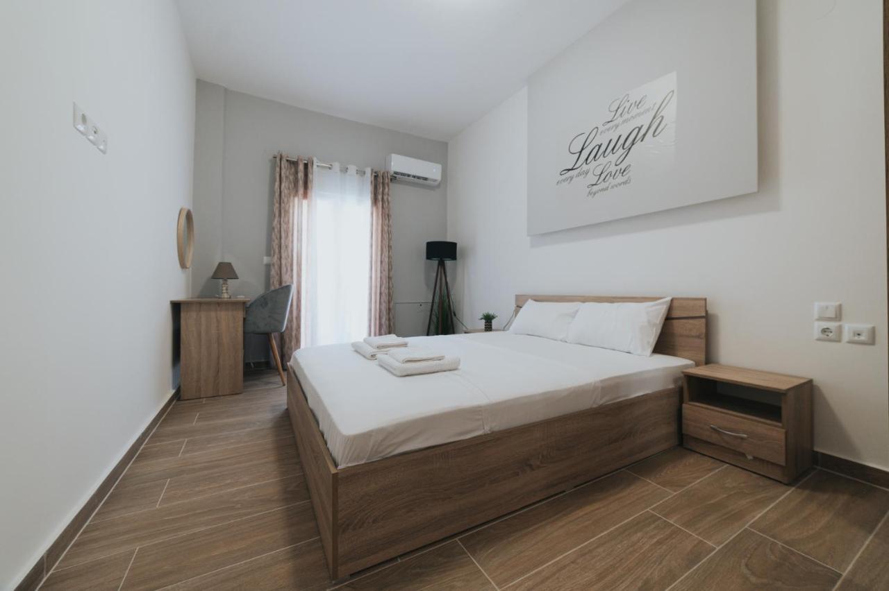 Comfy And Stylish Apartment Солун Екстериор снимка