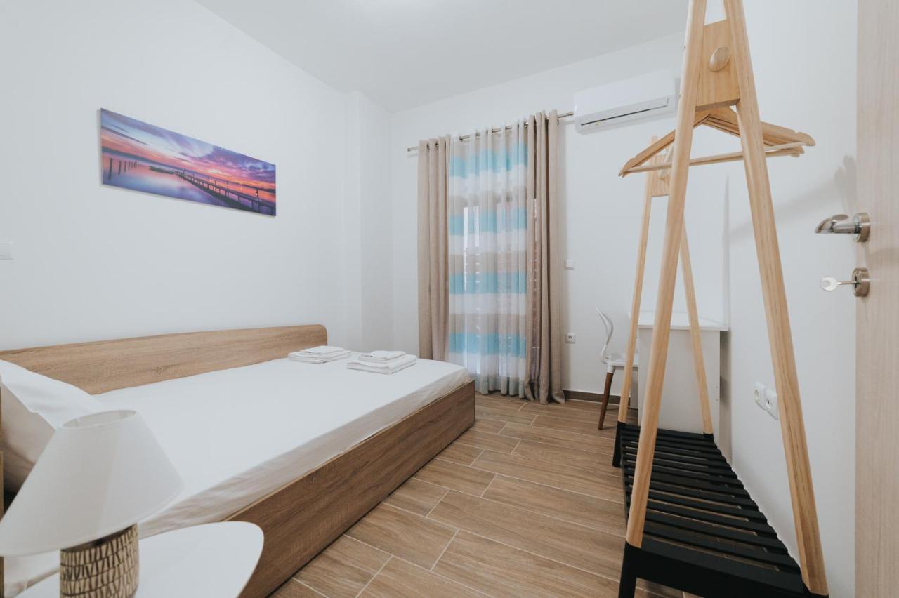 Comfy And Stylish Apartment Солун Екстериор снимка